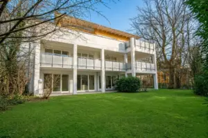Erdgeschosswohnung mit Garten