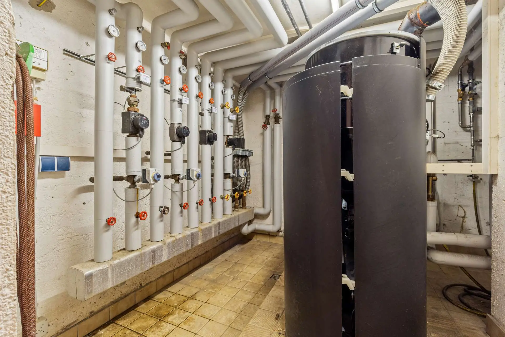 Heizungsanlage Untergeschoss