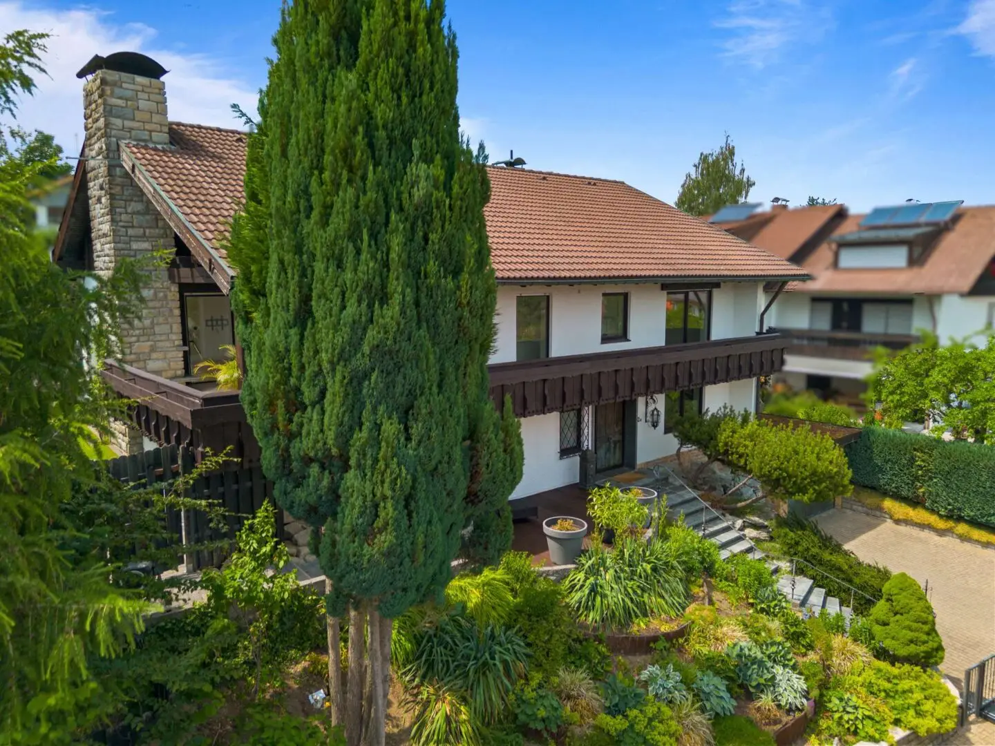 Einfamilienhaus mit Pool