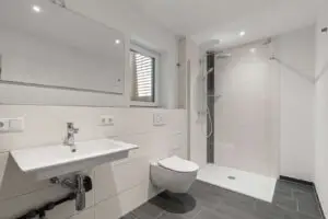 Badezimmer Untergeschoss