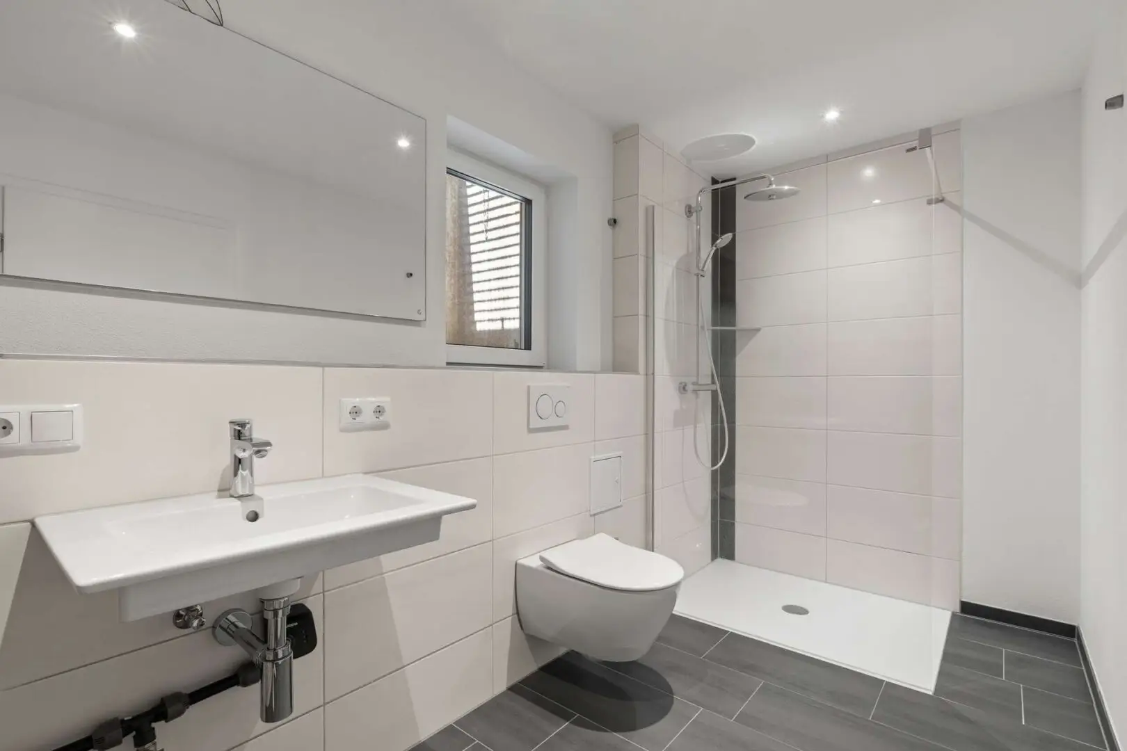 Badezimmer Untergeschoss