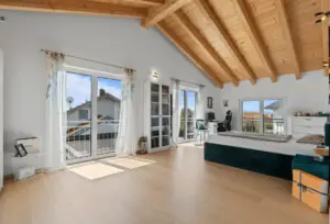 Schlafzimmer Hauptwohnung