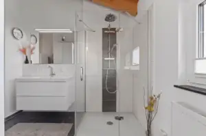 Badezimmer Wohnung 2